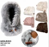 Czapki damskie (uniwersalny/12szt)