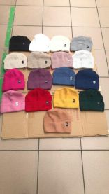 Czapki damskie (uniwersalny/12szt)