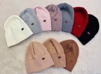 Czapki damskie (uniwersalny/12szt)