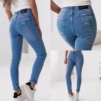 Spodnie jeansowe damskie (S-2XL/8szt)