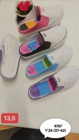 Klapki kroksy damskie (37-42/24P)