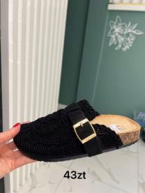 Klapki zakryte palce damskie(36-41/12P)