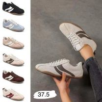 buty sportowe wiązane damskie (36-41/12P)