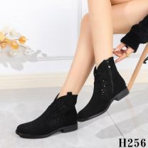 Botki na płaskim (36-41/12P)