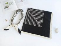 Chusta Damska (70x70/12szt)