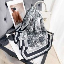 Chusta Damska (70x70/12szt)