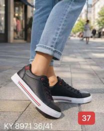 Trampki wiążane damskie(36-41/12P)