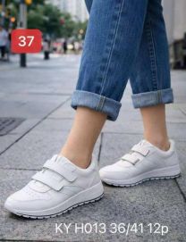 Buty sportowe na rzepy damskie (36-41/12P)