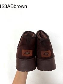 * BARDZO WYSOKA JAKOŚĆ WYKONANIA *