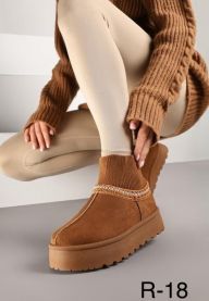 * BARDZO WYSOKA JAKOŚĆ WYKONANIA *