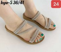 Klapki na płaskim (36-41/12P)