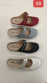 Klapki zakryte palce damskie(36-41/12P)