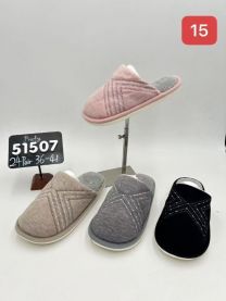 Kapcie zakryte palce damskie (36-41/24P)