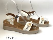 Sandały na koturnie (36-41/12P)