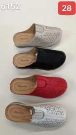 Klapki zakryte palce damskie(36-41/12P)