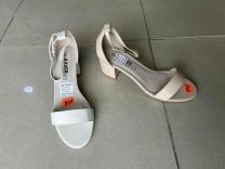 Sandały na obcasie (36-41/12P)