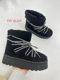 * BARDZO WYSOKA JAKOŚĆ WYKONANIA *