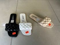 Klapki na płaskim (36-41/12P)