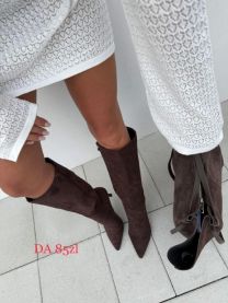 Kozaki na szpilce (36-41/12P)