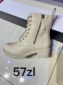 Botki na płaskim (36-41/12P)