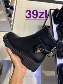 Botki na płaskim (36-41/12P)