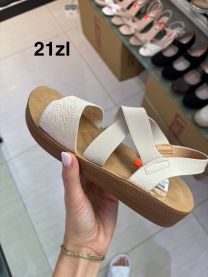 Sandały na koturnie (36-41/12P)