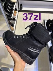 Botki na płaskim (36-41/12P)