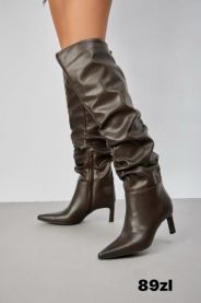 Kozaki na szpilce (36-41/12P)