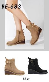 Botki na koturnie (36-41/12P)