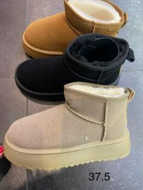 * BARDZO WYSOKA JAKOŚĆ WYKONANIA *