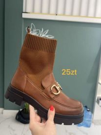 Botki na płaskim (36-41/12P)