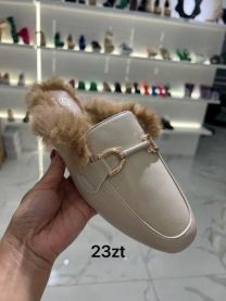 Klapki zakryte palce damskie(36-41/12P)