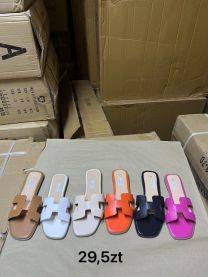 Klapki na płaskim (36-41/12P)