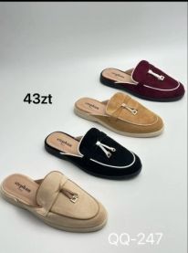 Klapki zakryte palce damskie(36-41/12P)