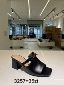 Klapki na obcasie (36-41/12P)