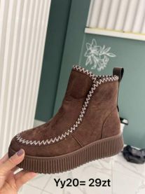 * BARDZO WYSOKA JAKOŚĆ WYKONANIA *