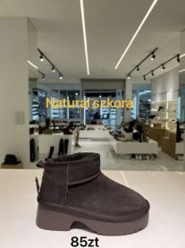 * BARDZO WYSOKA JAKOŚĆ WYKONANIA *