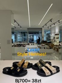 Klapki na płaskim (36-41/12P)