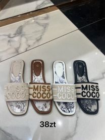 Klapki na płaskim (36-41/12P)