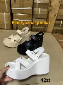 Sandały na koturnie (36-41/12P)