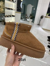 * BARDZO WYSOKA JAKOŚĆ WYKONANIA *