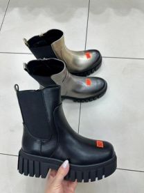 Botki na płaskim (36-41/12P)