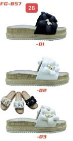 Klapki na płaskim (36-41/12P)