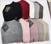 Czapki damskie (uniwersalny/12szt)