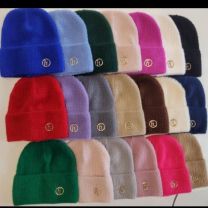 Czapki damskie (uniwersalny/12szt)