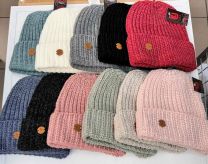 Czapki damskie (uniwersalny/12szt)