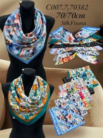 Chusta Damska (70x70cm/12szt)