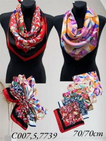 Chusta Damska (70x70cm/12szt)