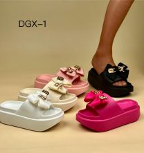 Klapki na płaskim (36-41/12P)