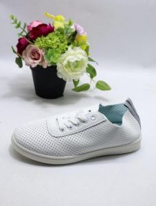 Trampki wiążane damskie(37-41/10P)